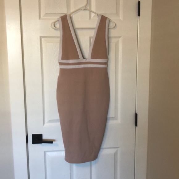 Robe Midi Nookie - Taille M - Couleur Nude & Blanc - Neuf Avec étiquettes